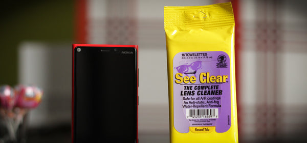 How to clean your cell phone screen?